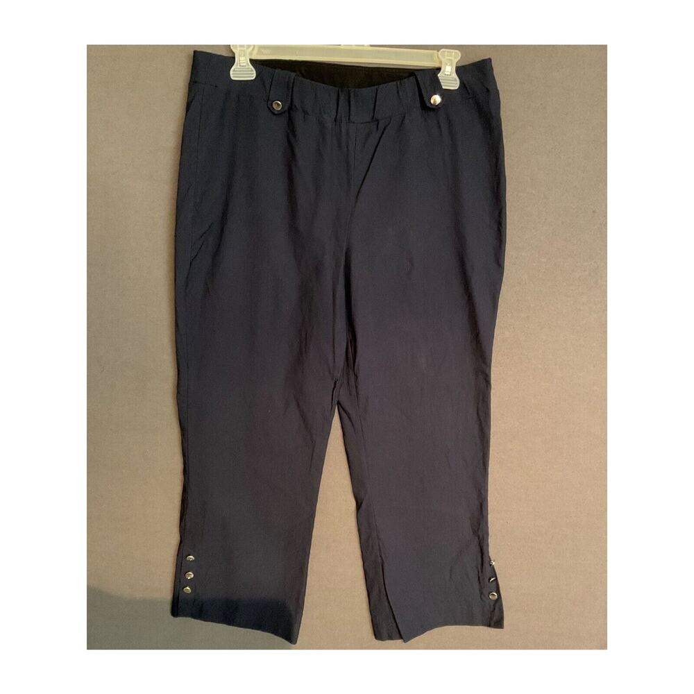 Zoe‎ & Phoebe Women's Navy Cropped Pants XL Rayon Blend Button Hem Detail